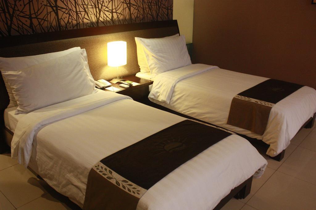 100 Sunset Boutique Ξενοδοχείο Kuta Lombok Εξωτερικό φωτογραφία
